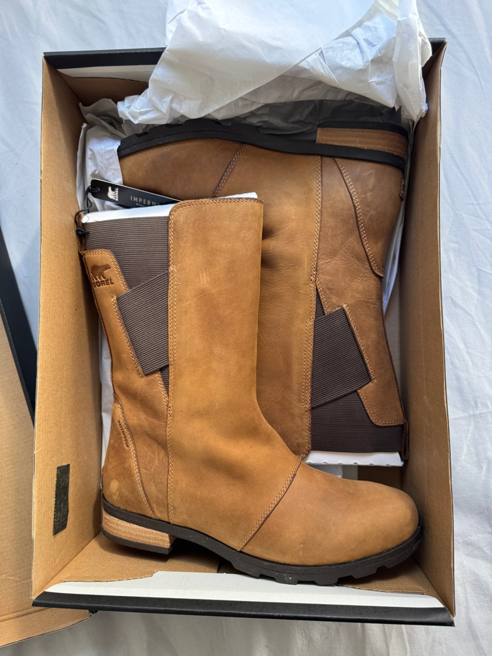 Sorel Women's Emelie Mid calf Leather Boot NIB Size 9